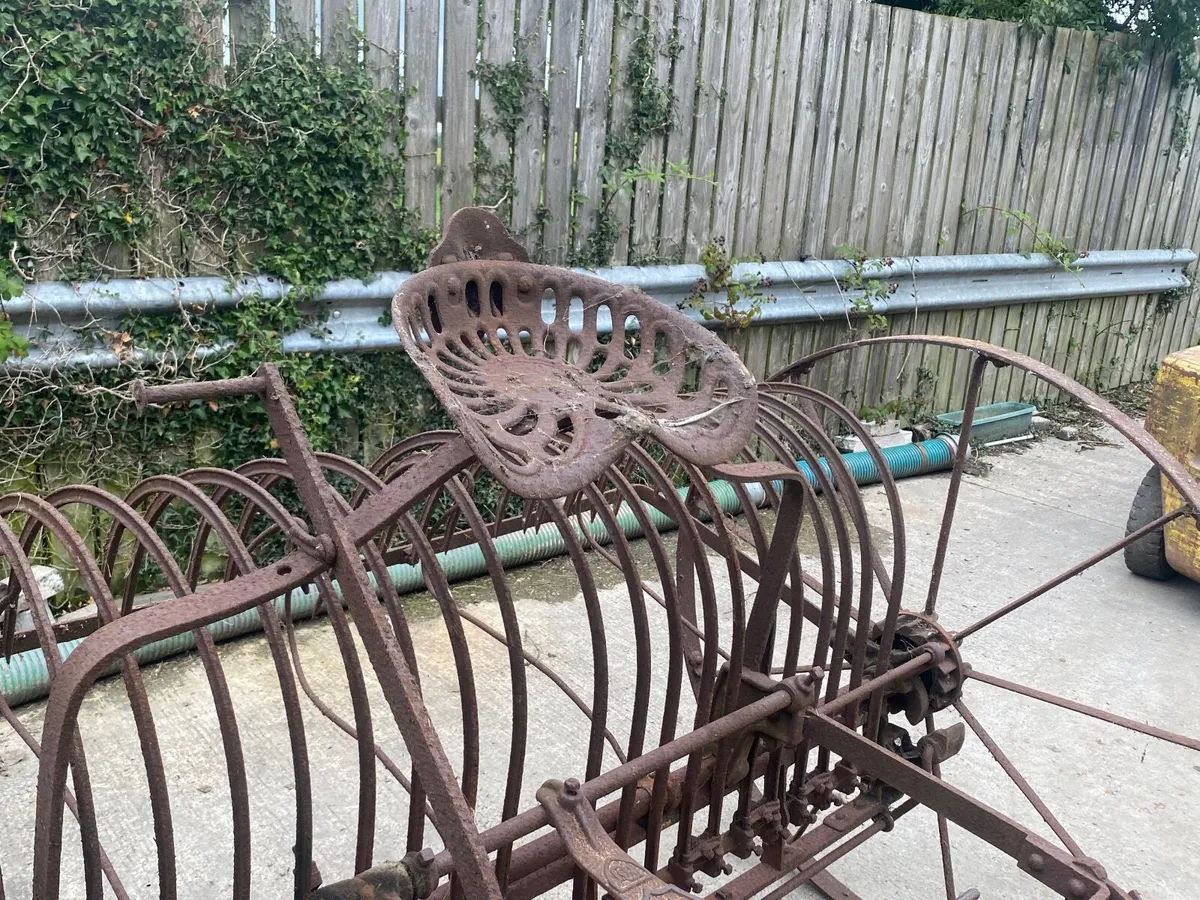 1919 Balfour Triple Action Rake  be with Seat - Image 4