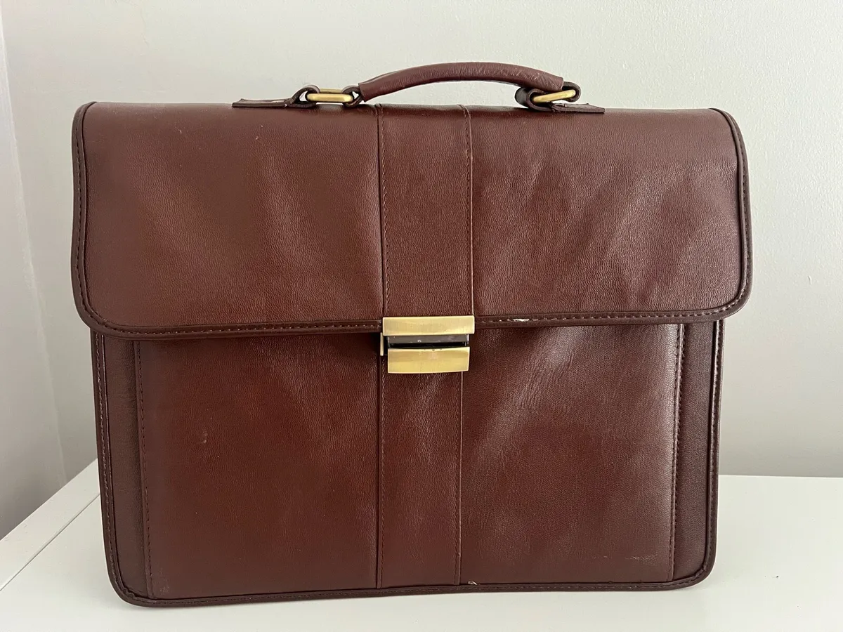 Leather briefcase - Image 1