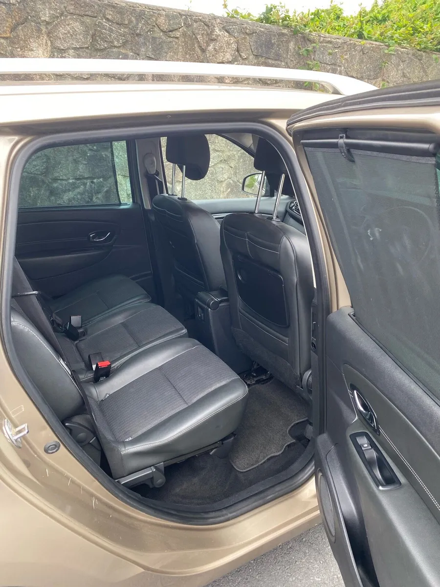 2016 scenic mint condition 7 seater - Image 3