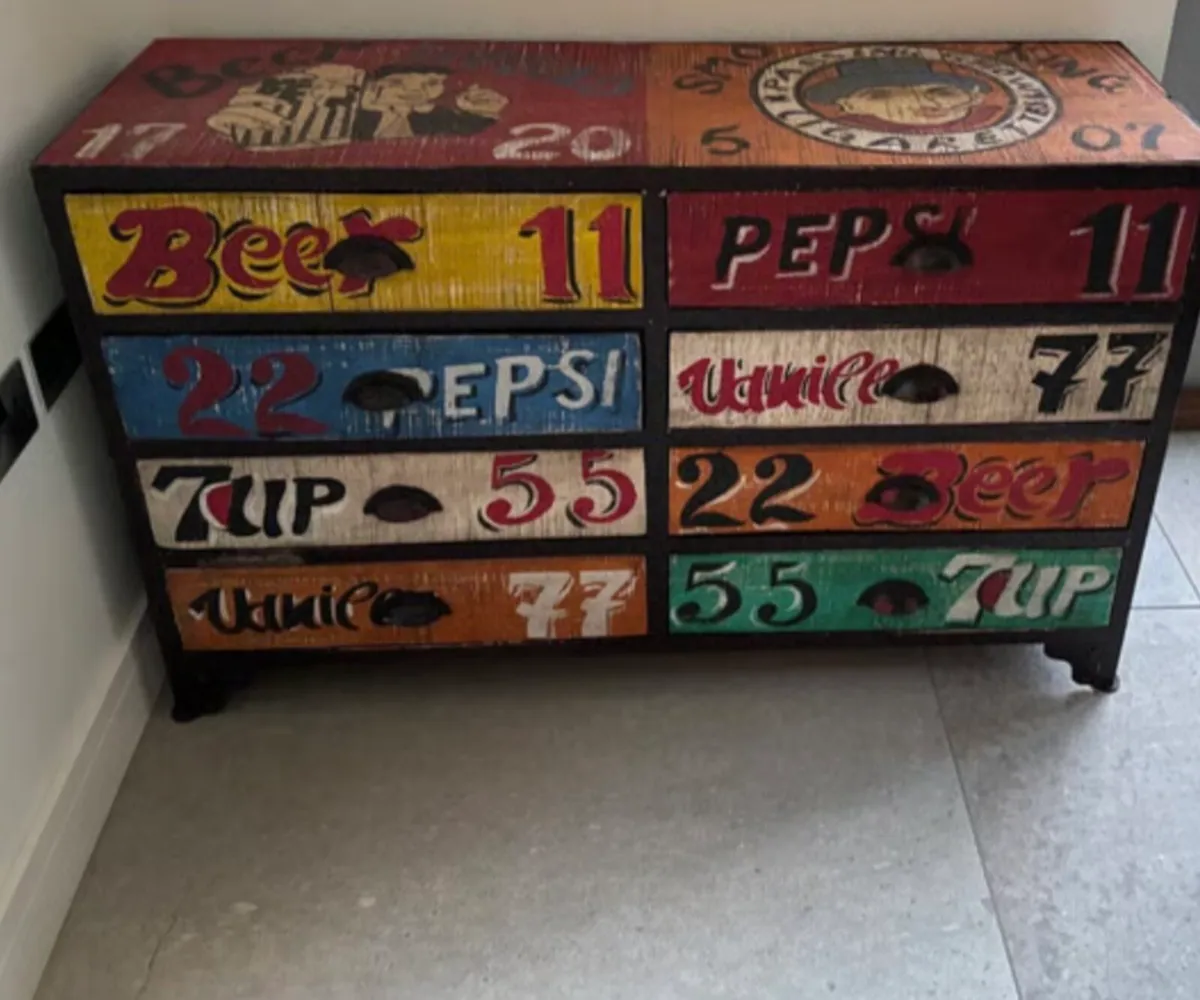 Large retro storage chest - Image 1