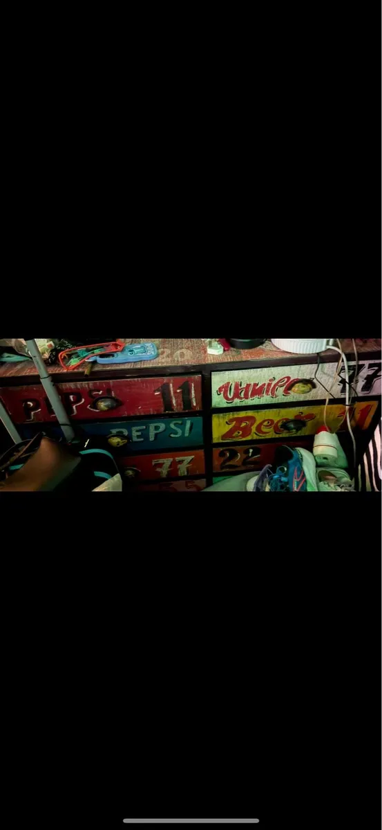 Large retro storage chest - Image 2