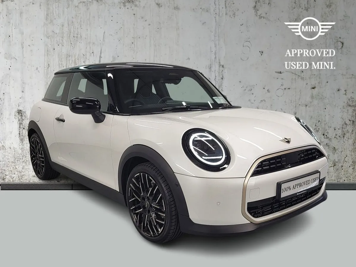 MINI Cooper Cooper Classic Auto - Image 1