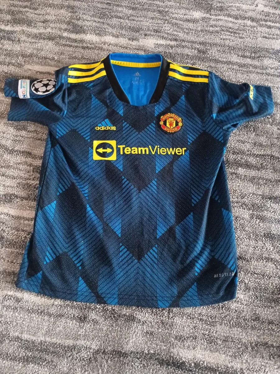 Manchester United football jersey size 24 - Image 2