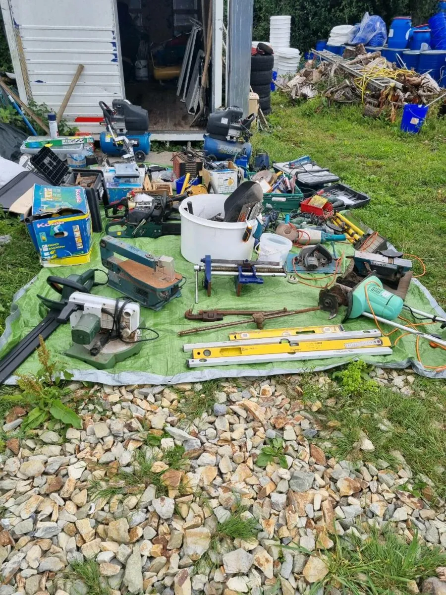 Tools - Image 1