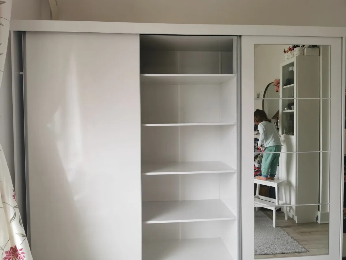 Wardrobe - Image 4