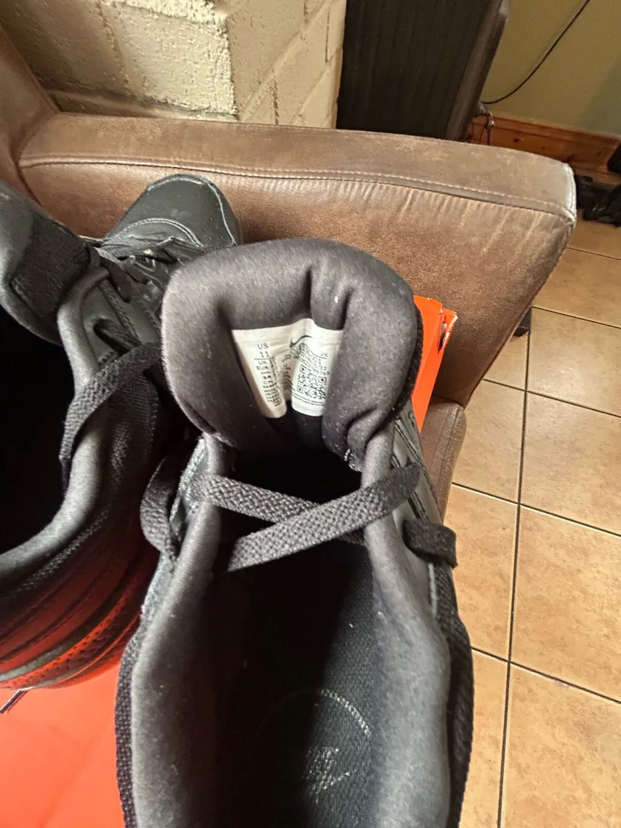 Nike trainers - Image 3