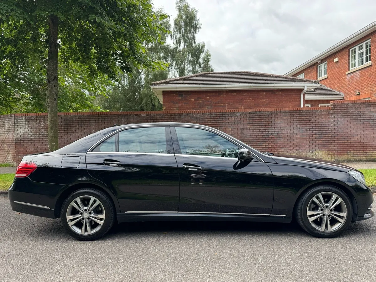 €7950 Mercedes E220 2014 Automatic - Image 2