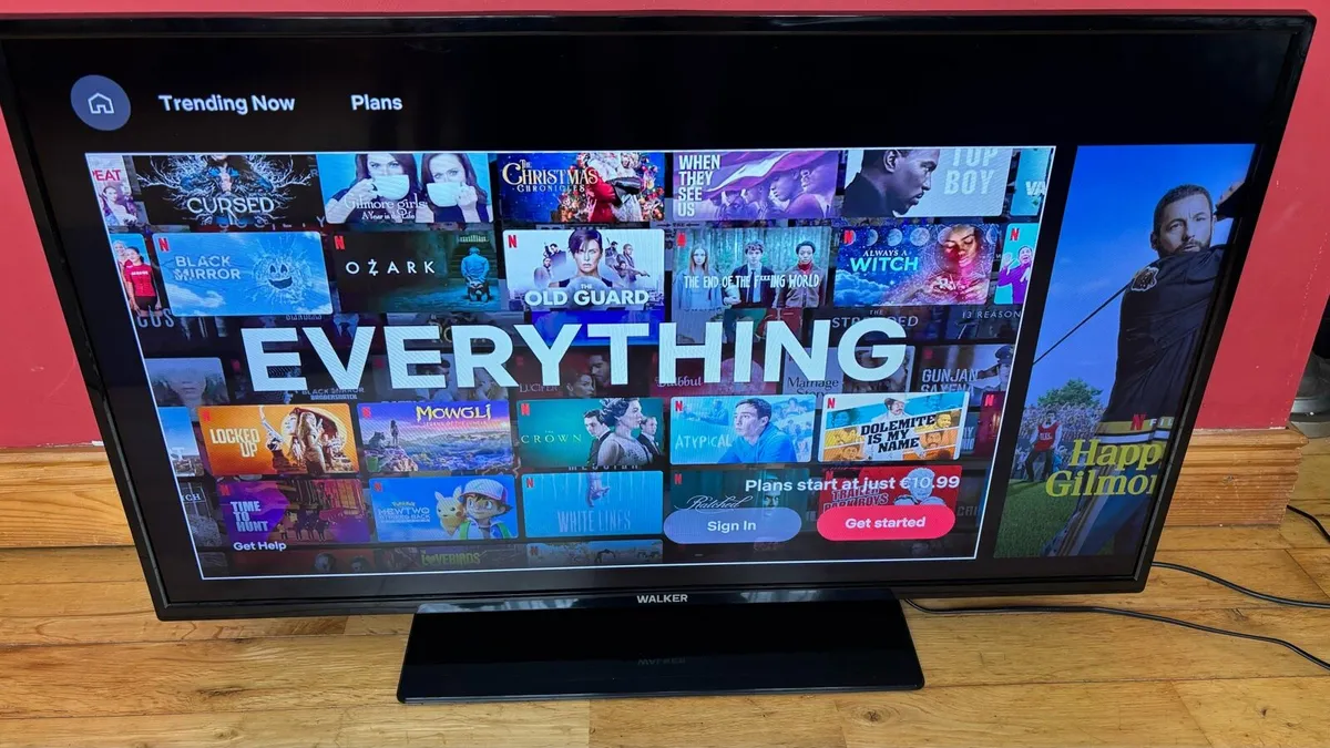 40” Walker Smart TV - Image 3