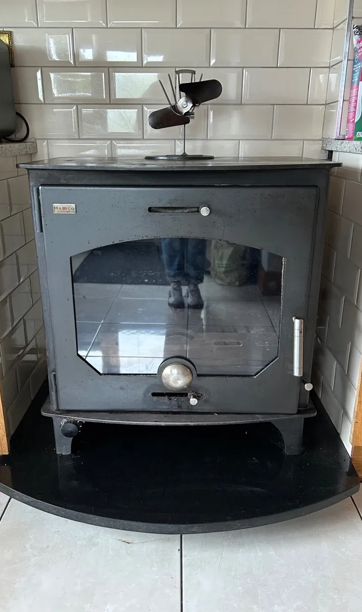 Stove - Image 1