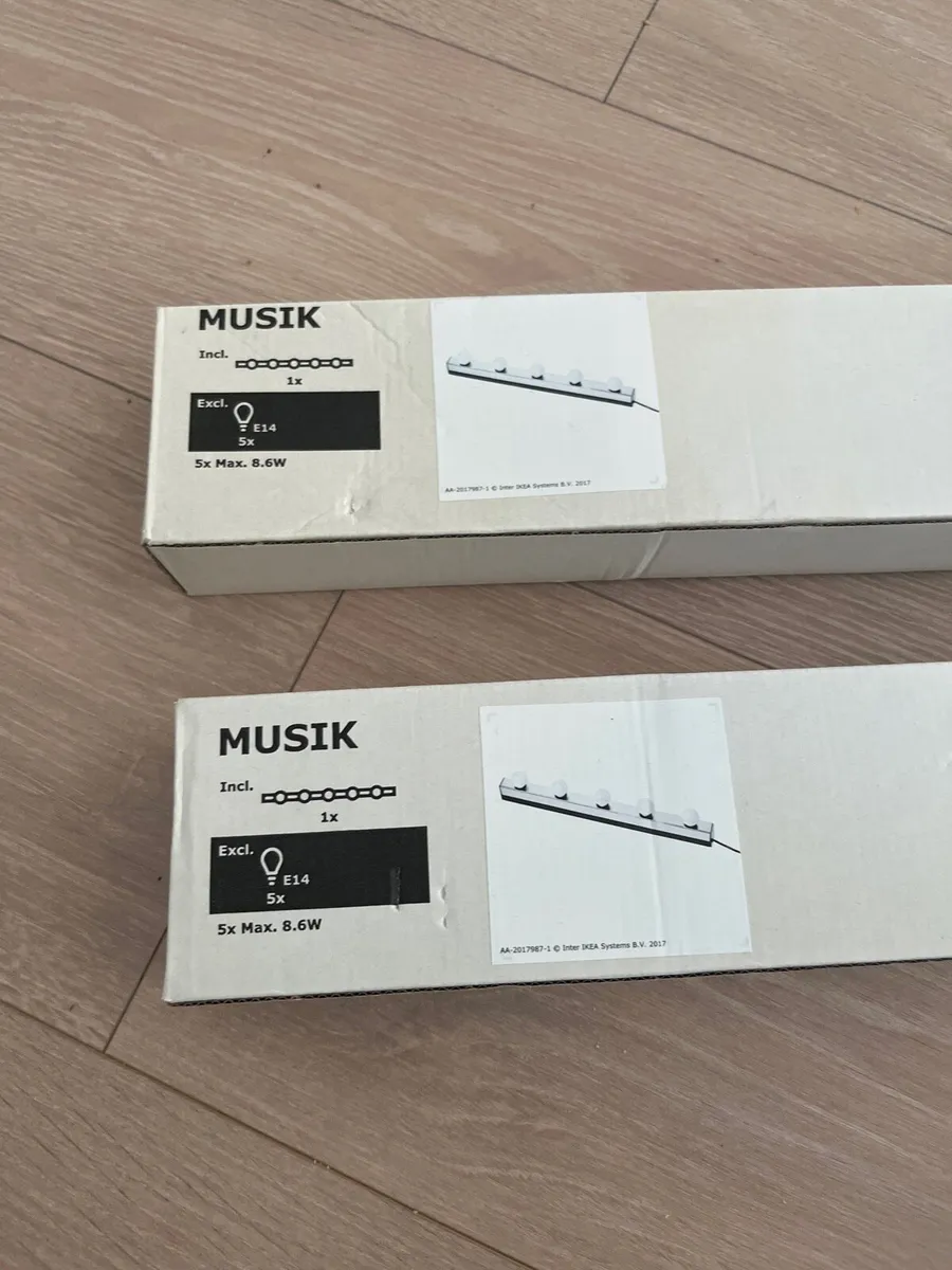 2 x Lights for dressing table mirror - Image 1