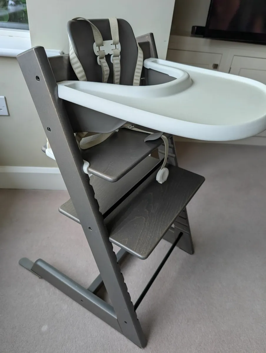 Tripp Trapp Chair, Babyset, Cushion & Harness - Image 2