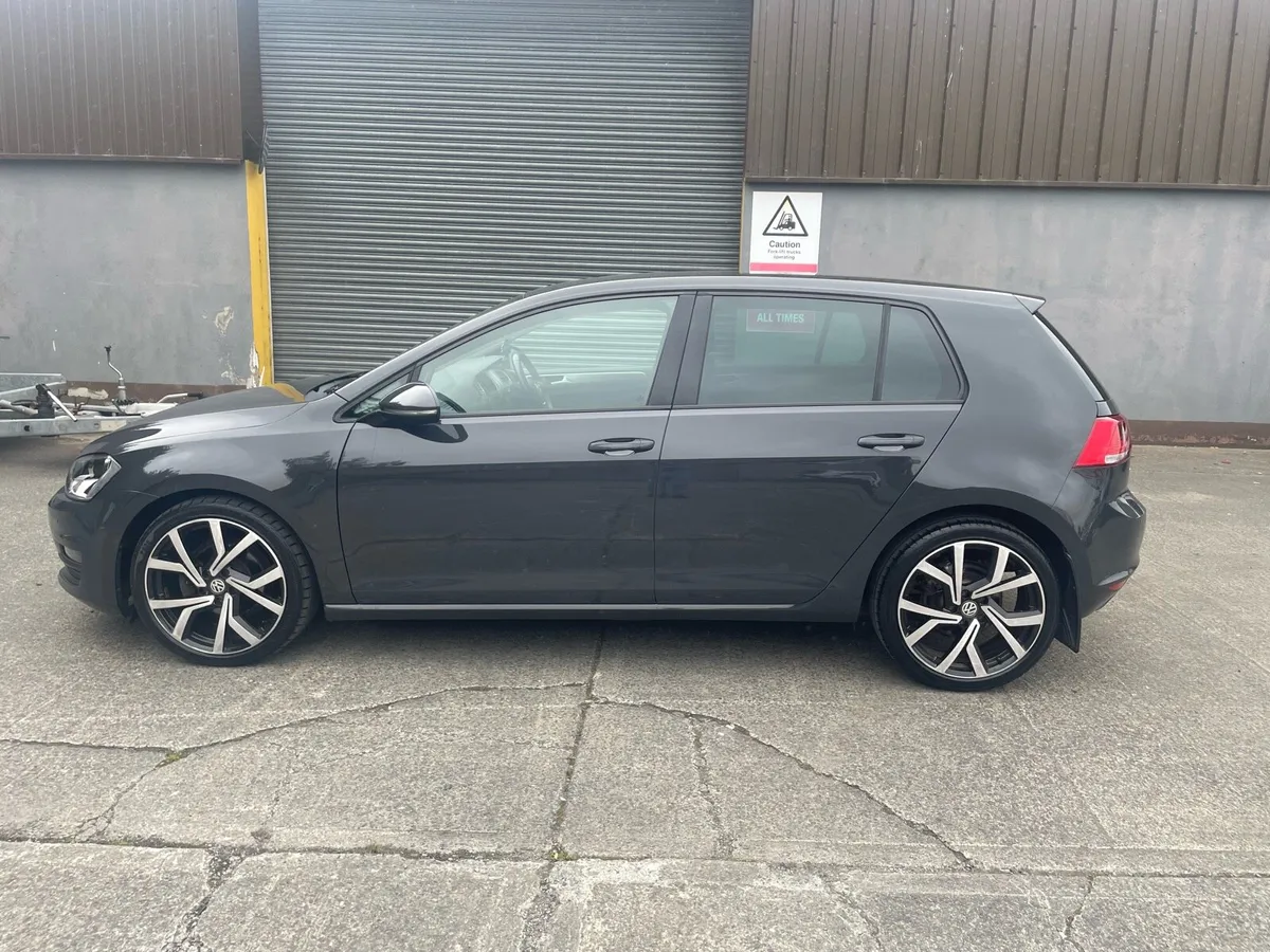 2015 Golf 1.6 Diesel. Service history - Image 2