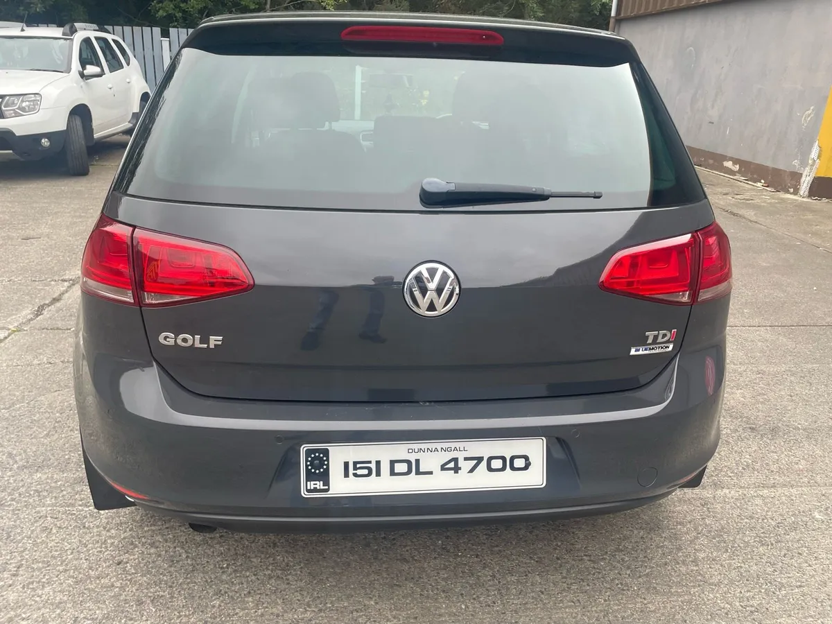 2015 Golf 1.6 Diesel. Service history - Image 3