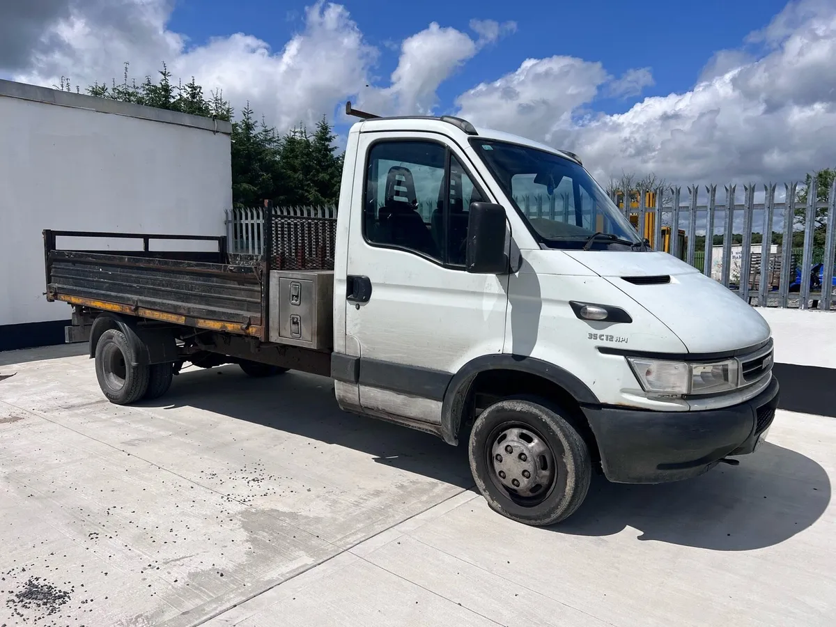 Iveco tipper - Image 2