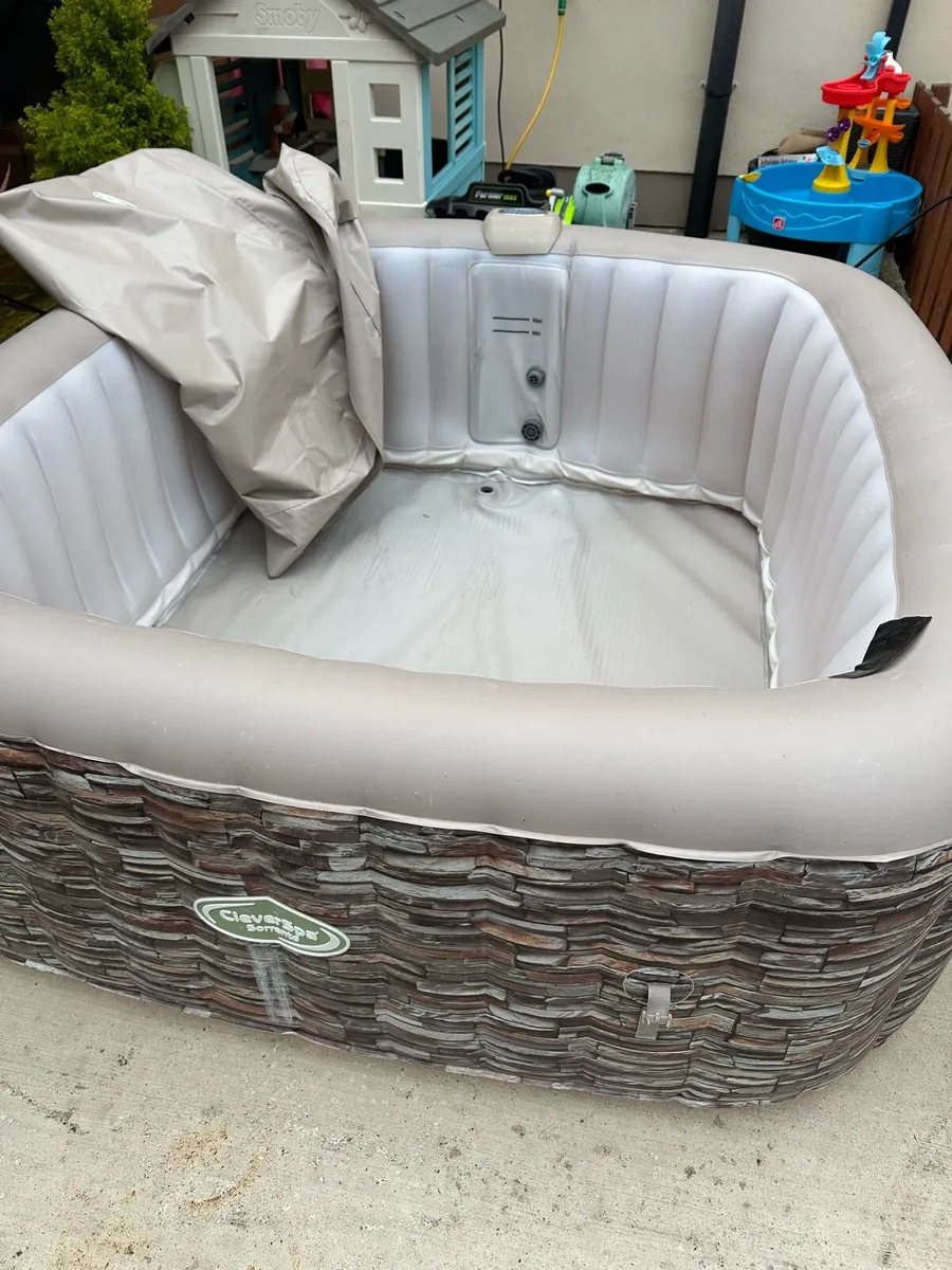 Cleverspa jacuzzi - Image 2