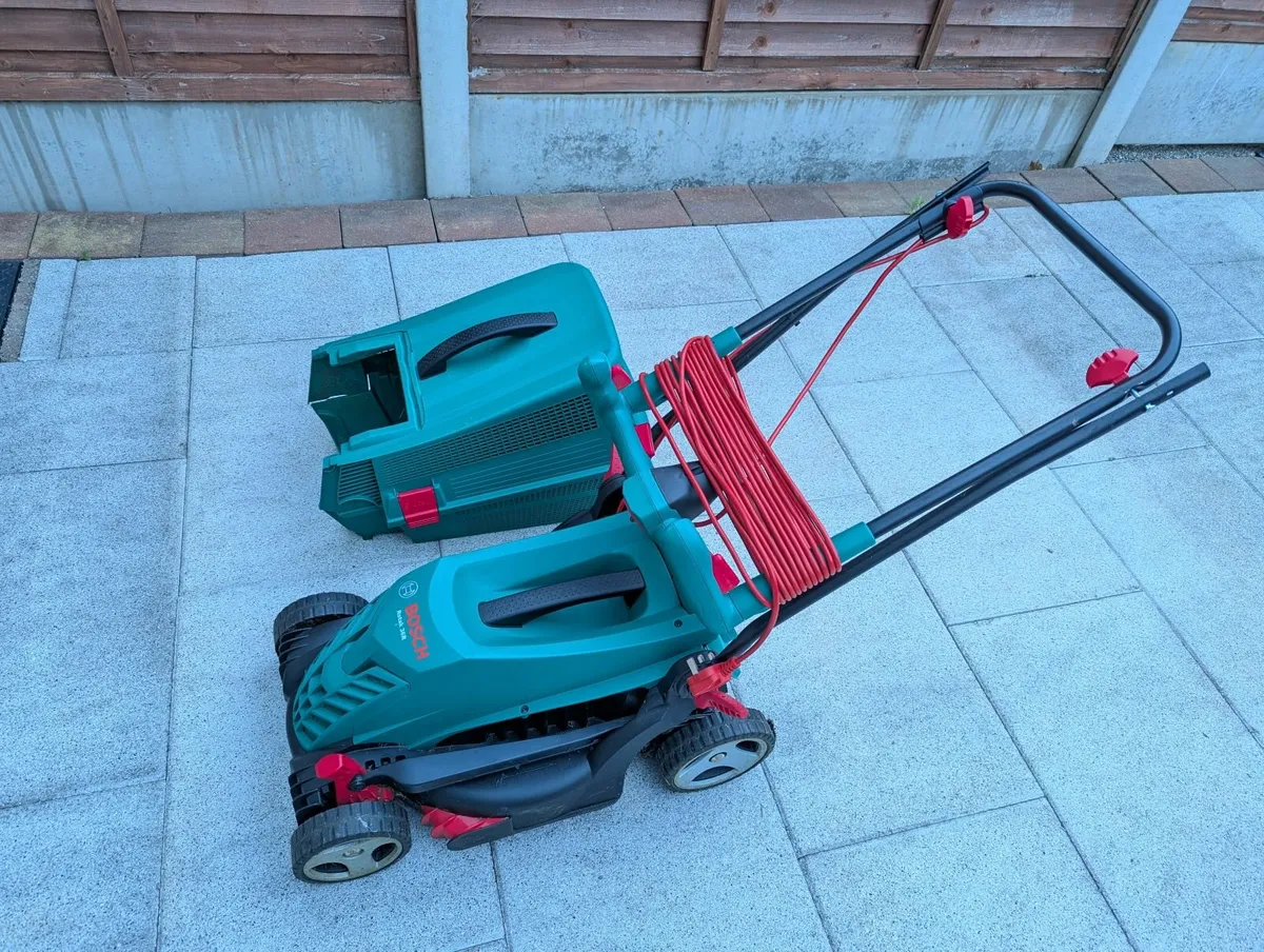 Bosch Rotak R36 Lawnmower - Image 3