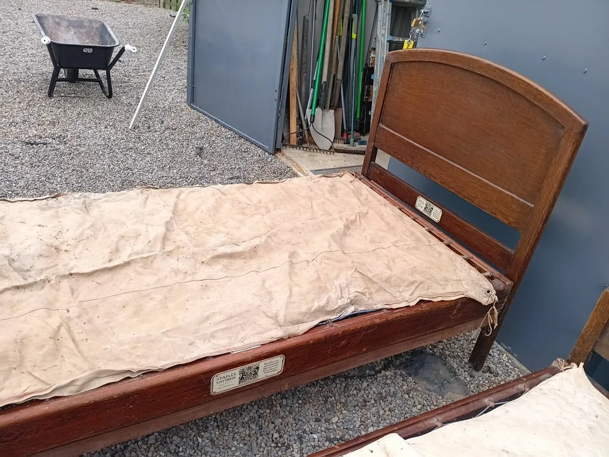 Antique single beds - Image 2