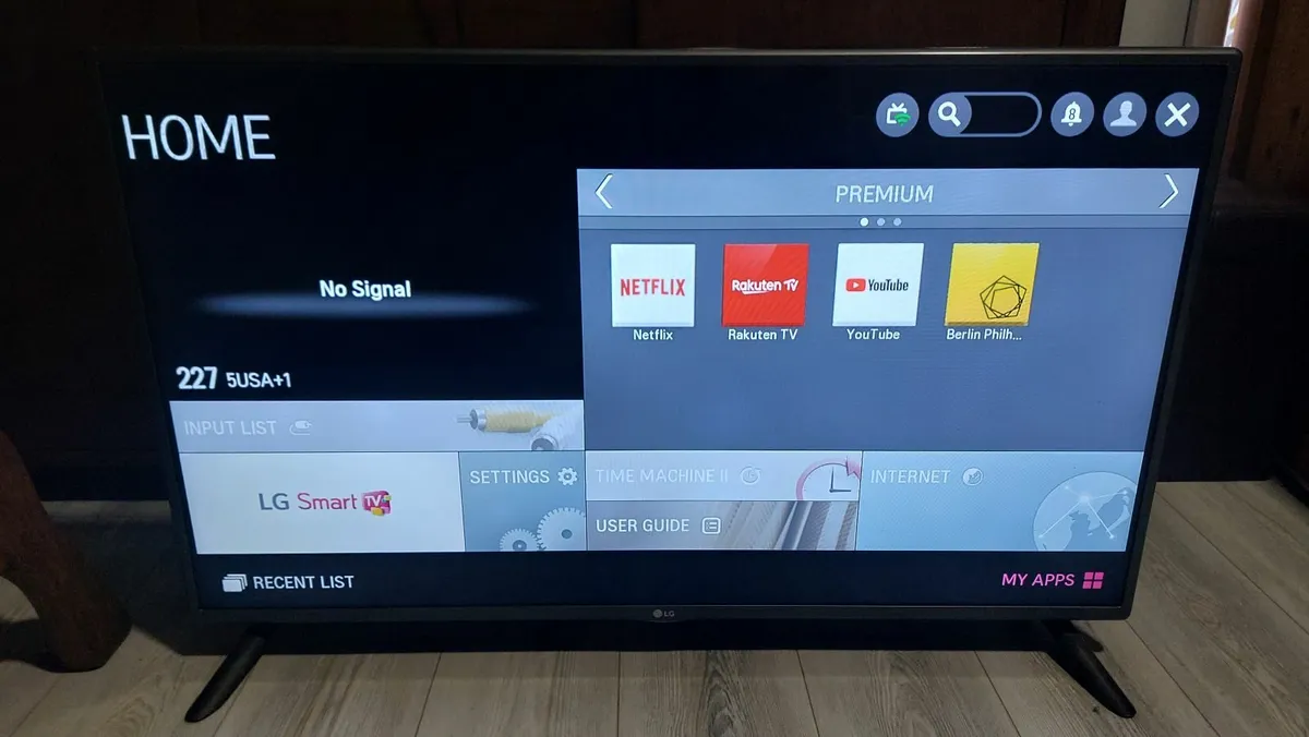 LG Smart TV 42 inch - Image 1