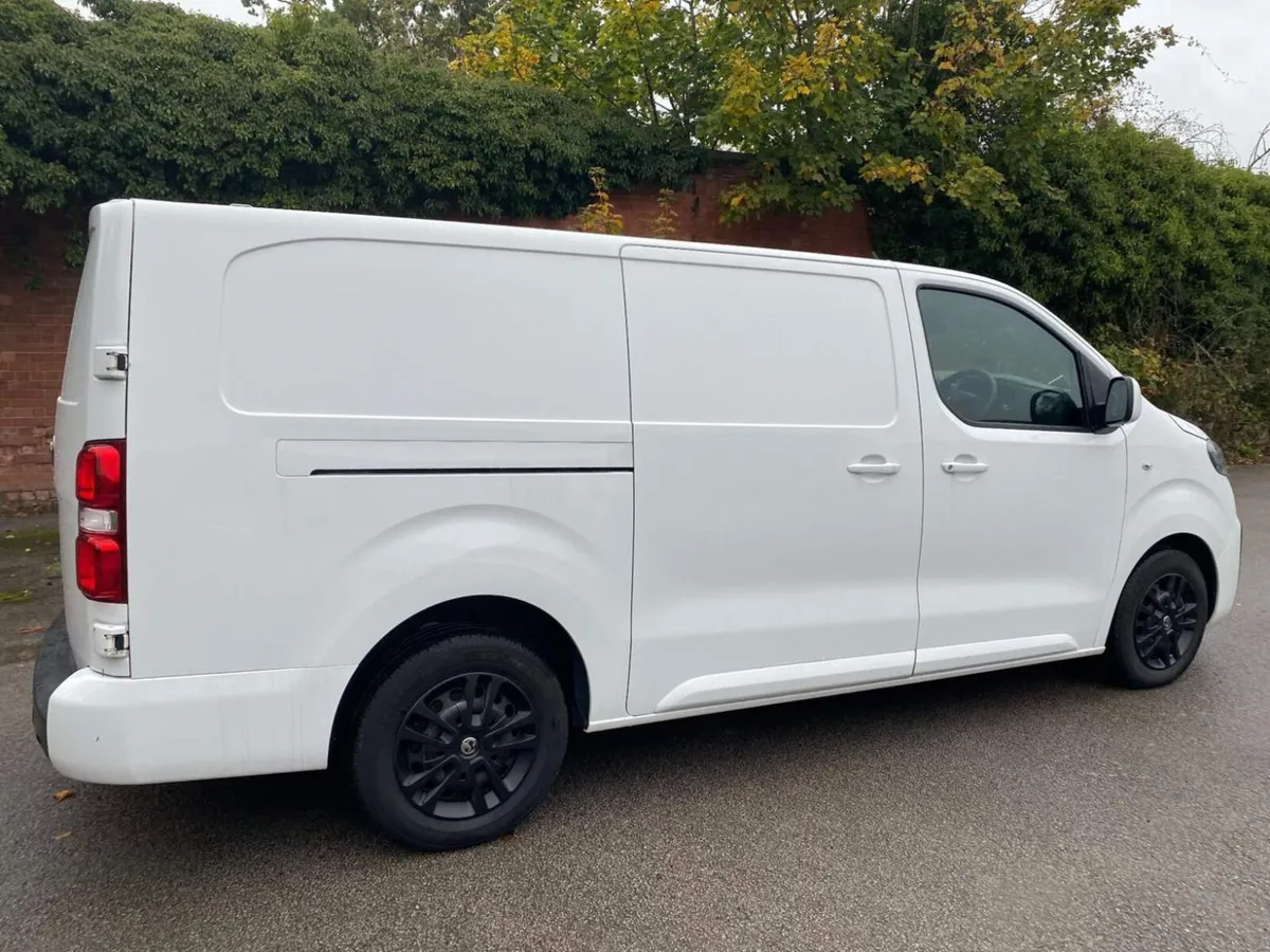 Vauxhall Vivaro 2.0 - Image 4