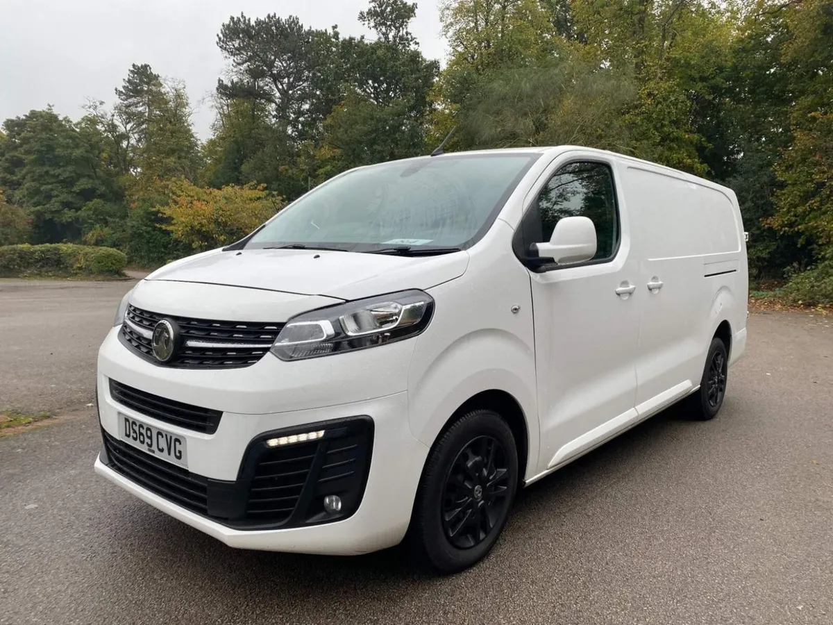 Vauxhall Vivaro 2.0 - Image 3
