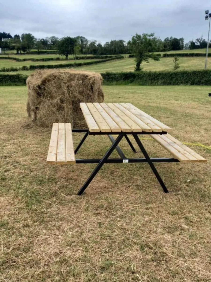 Picnic bench - Image 3