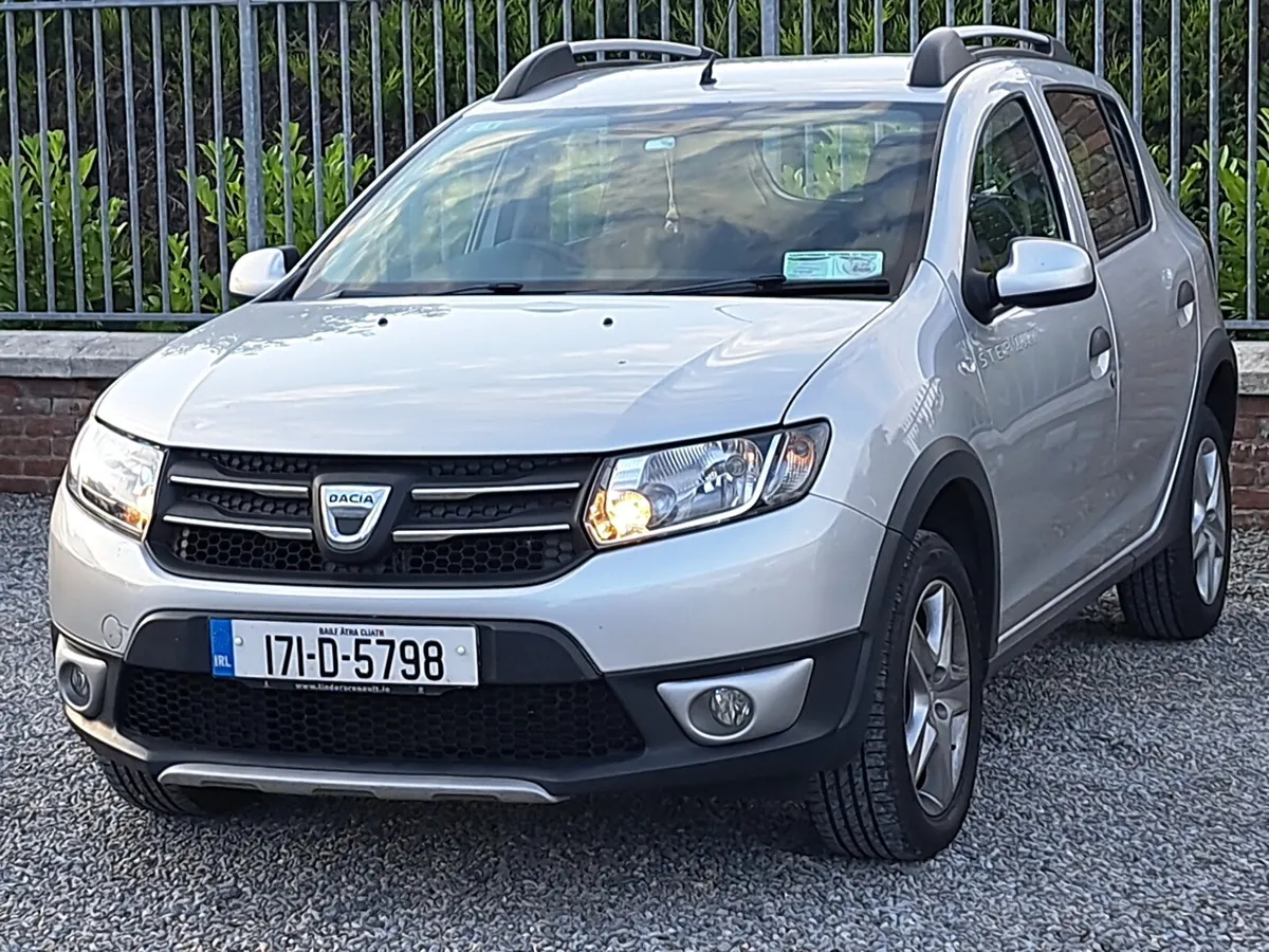 Dacia Sandero Stepway Signature model 1.5 Diesel - Image 2