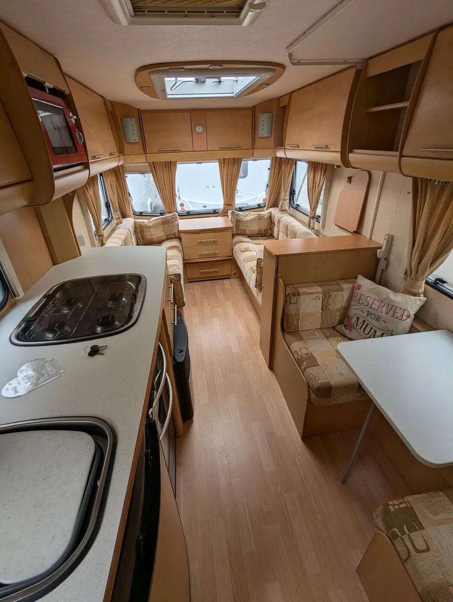 2008 Bailey Pageant Champagne 4-berth - Image 3