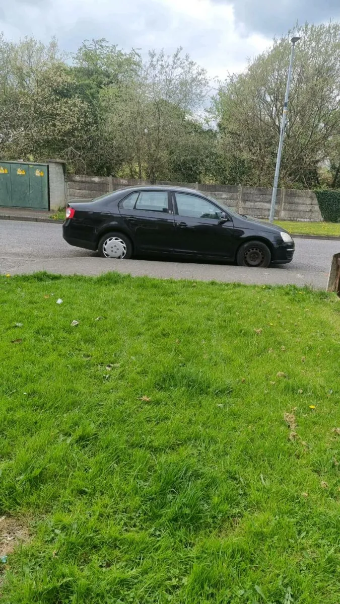Vw jetta 1.6 petrol - Image 4