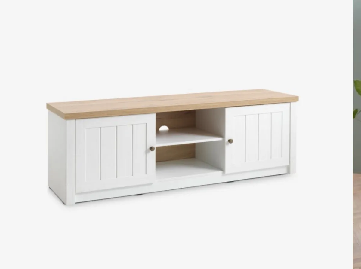 TV Unit - Image 1