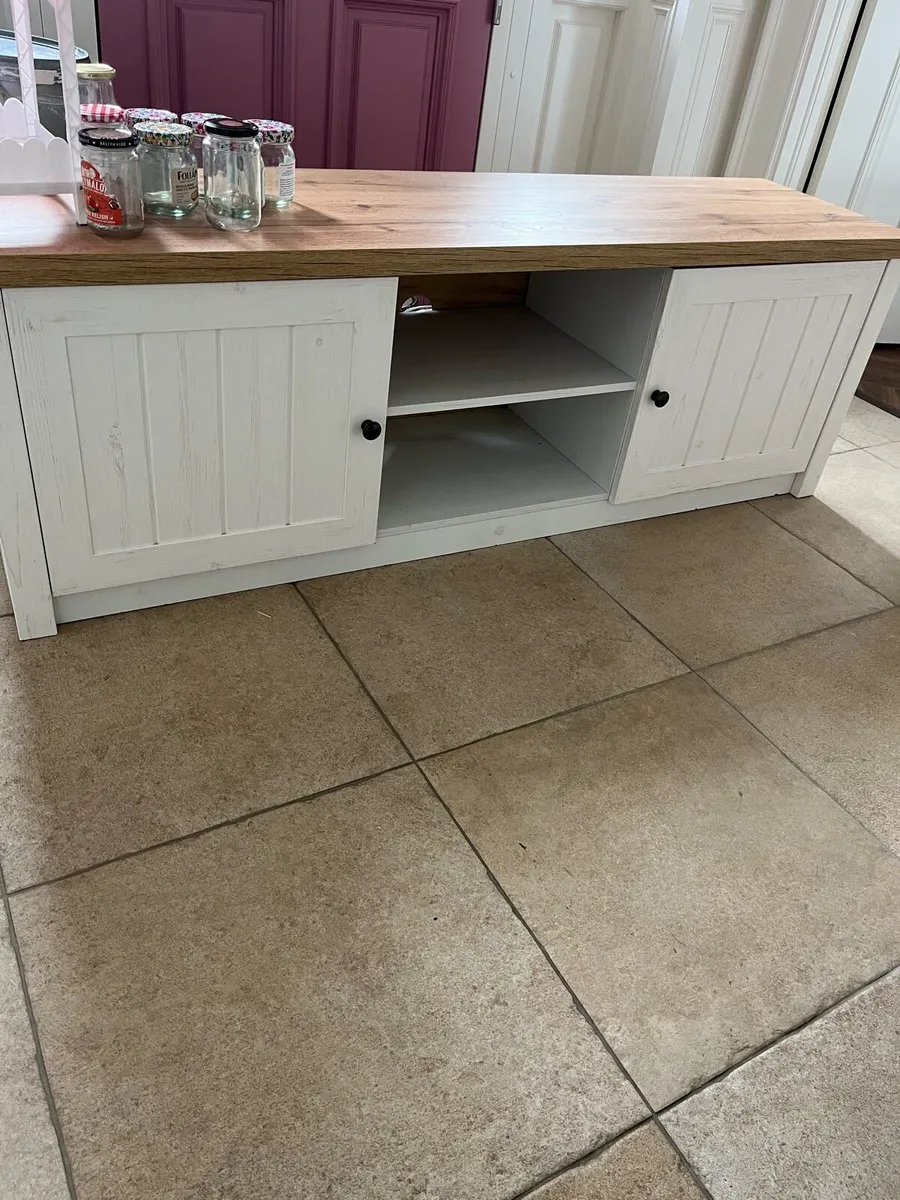 TV Unit - Image 4