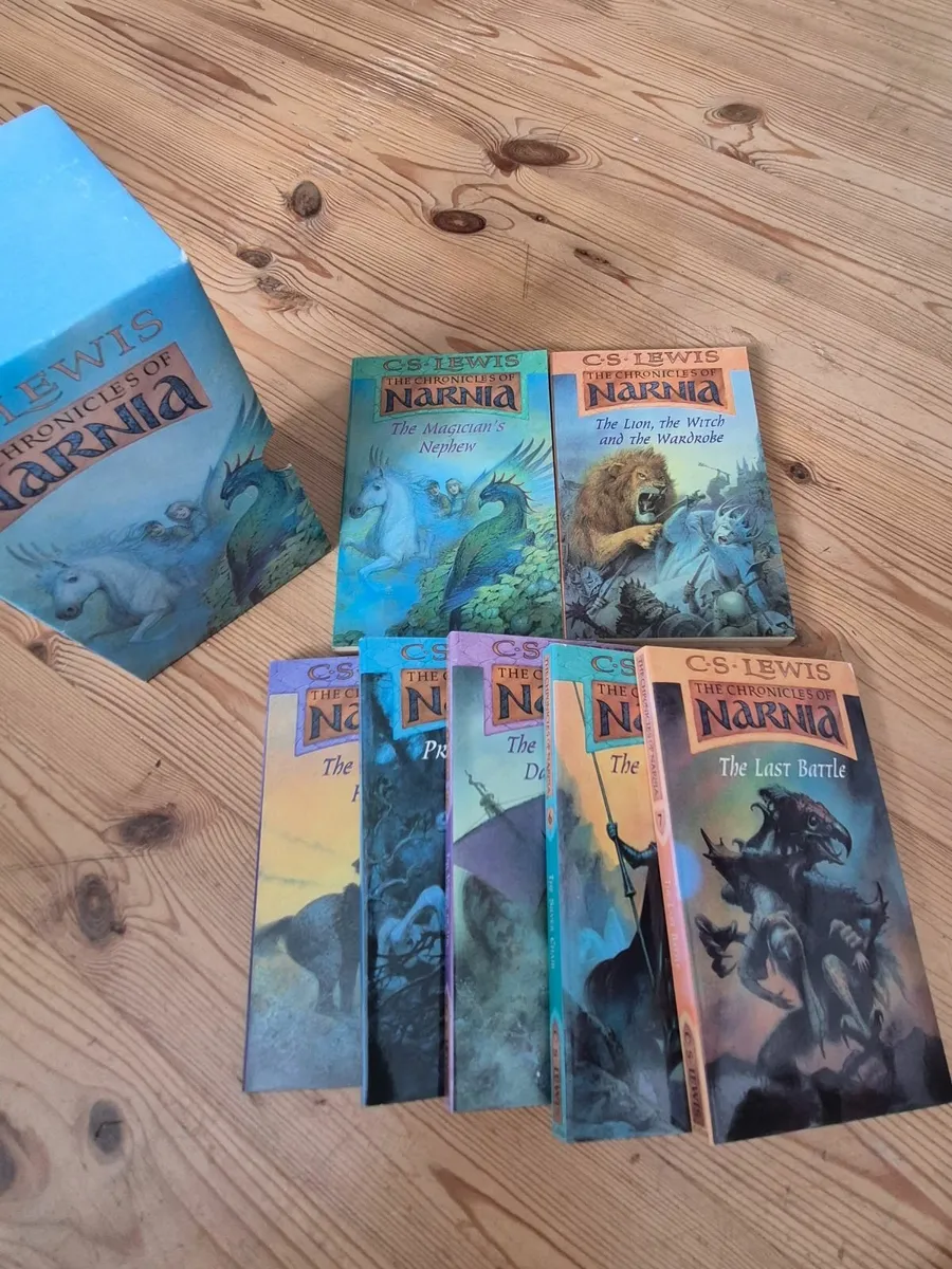 The Chronicles of Narnia book set - Image 2