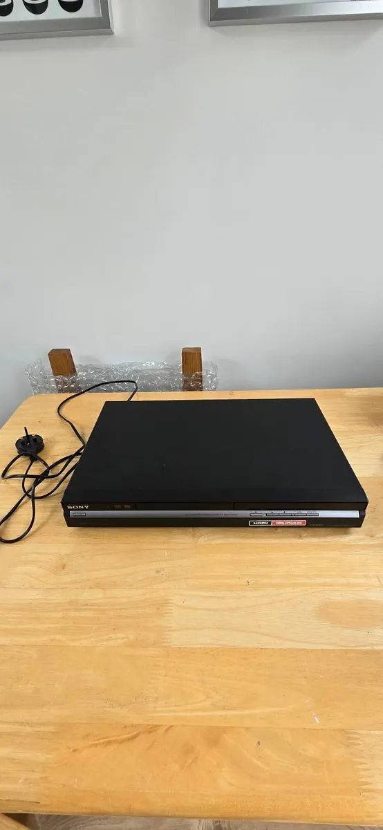 Sony RDR-GX350 DVD Player Recorder 1080p HDMI - Image 1