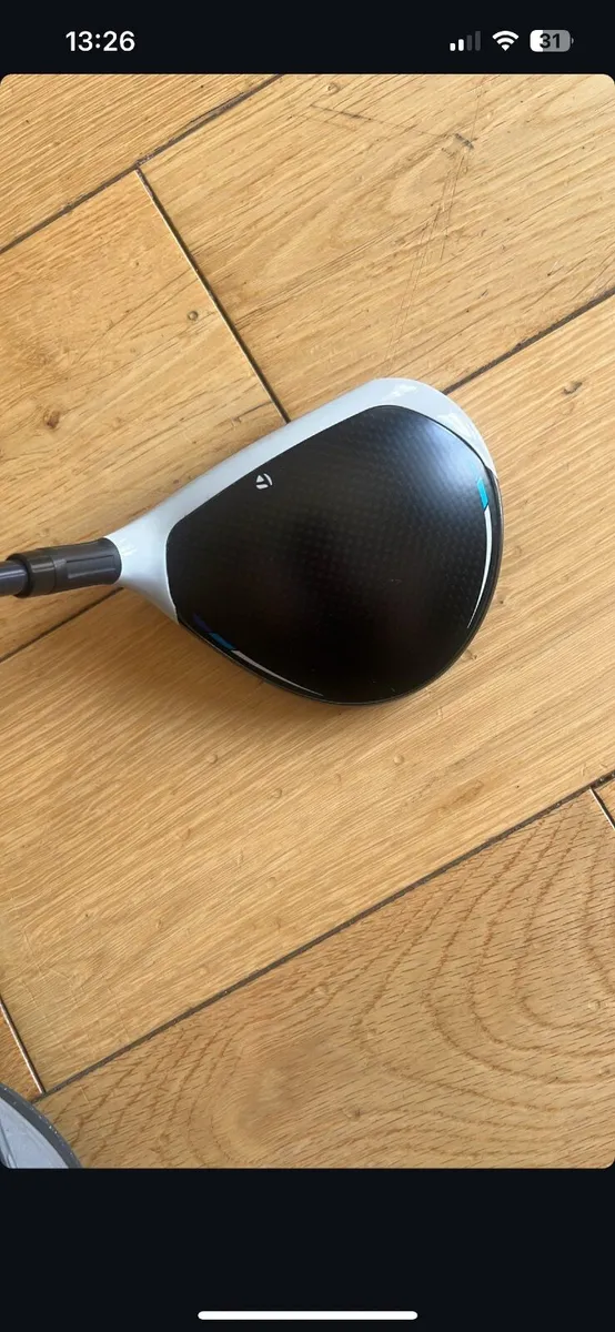 Taylormade Sim 2 3 wood - Image 3