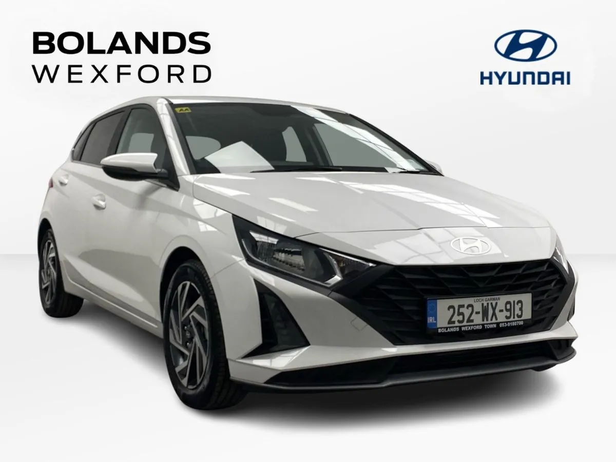 Hyundai i20 Deluxe Plus - Image 1