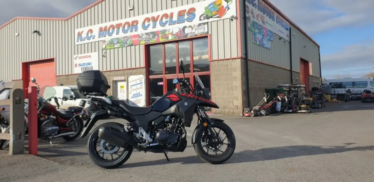 Suzuki DL 250 V-Strom - Image 4