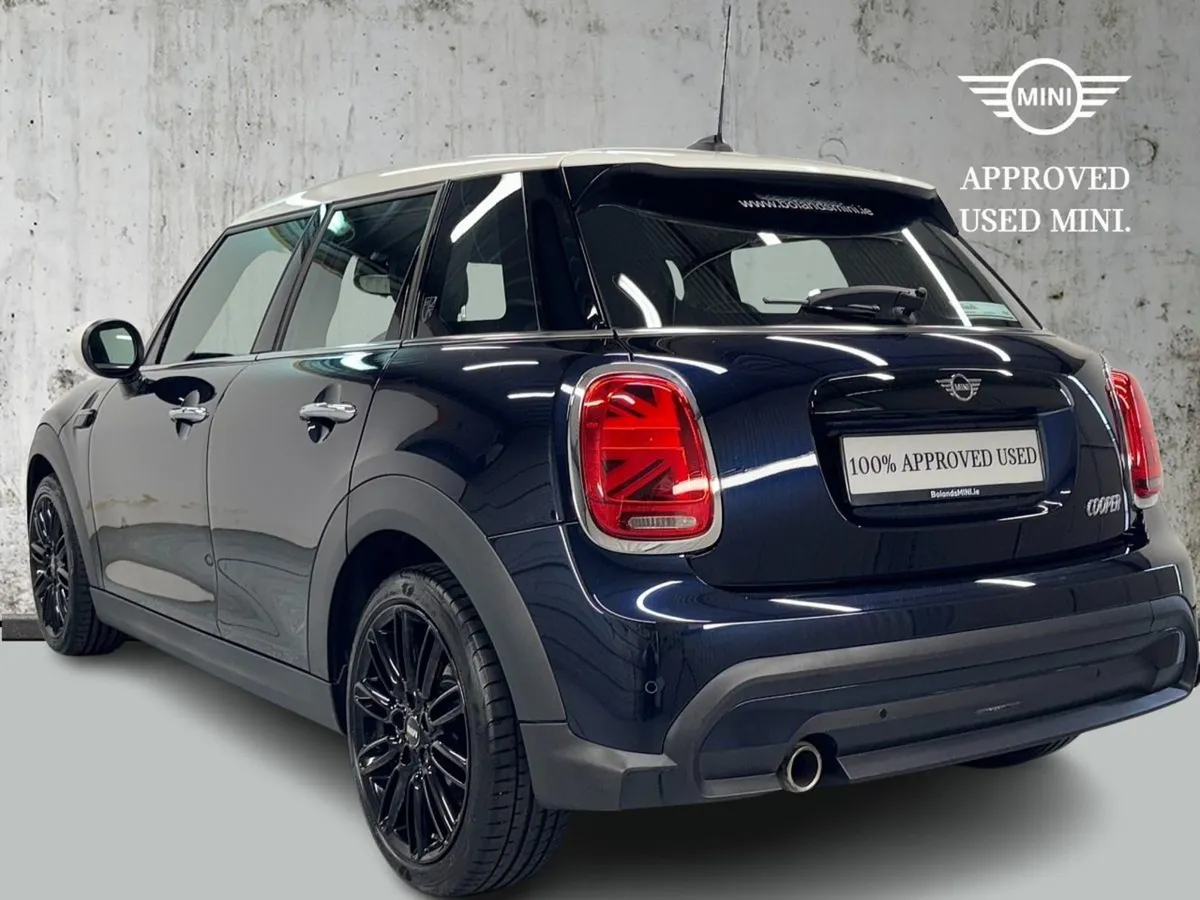 MINI Cooper Cooper 5dr Exclusive Auto - Image 2