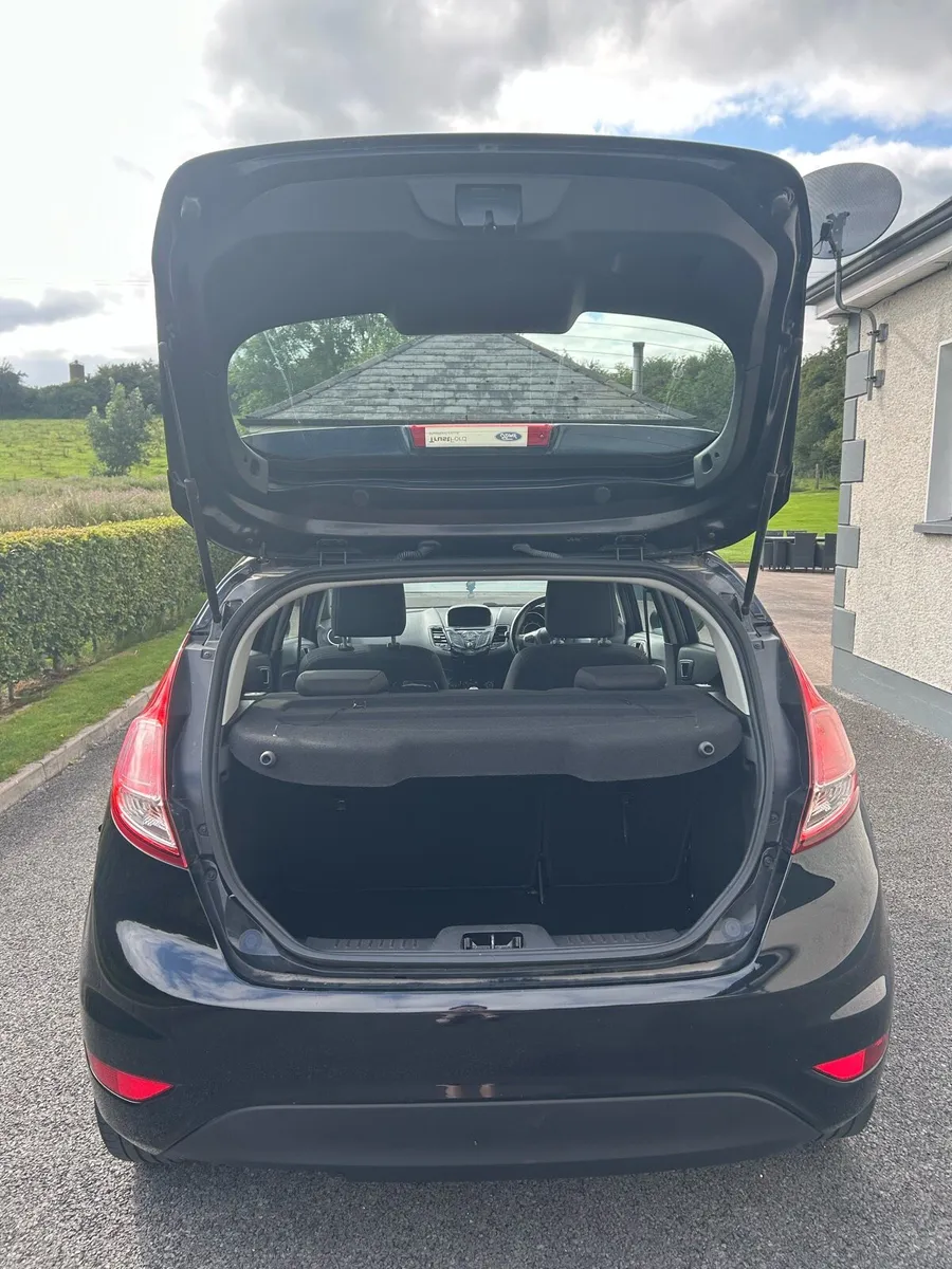 Ford Fiesta - Image 4