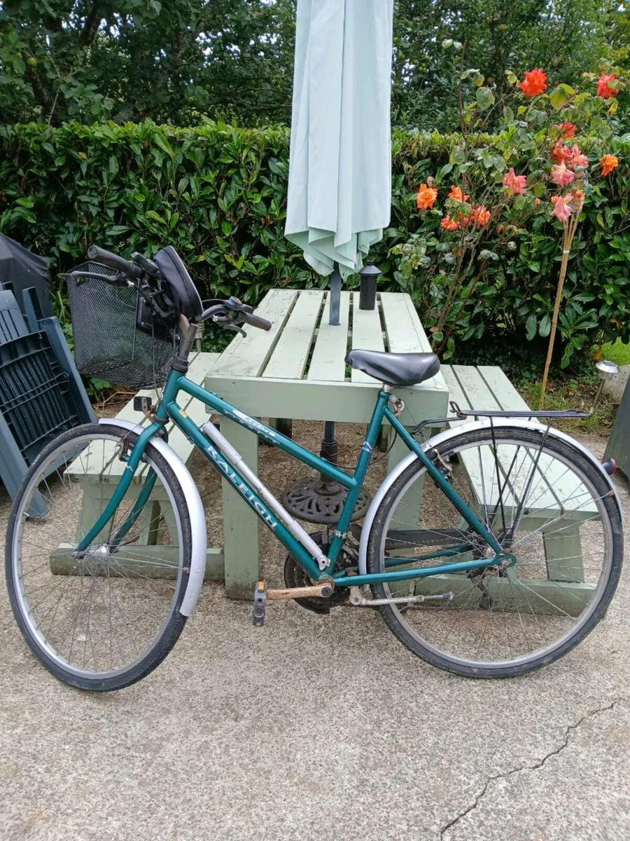 LADIES BICYCLE - Image 2