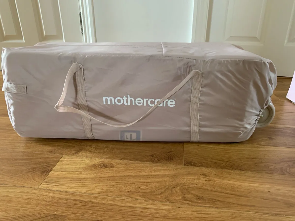 Travel Cot - Image 3