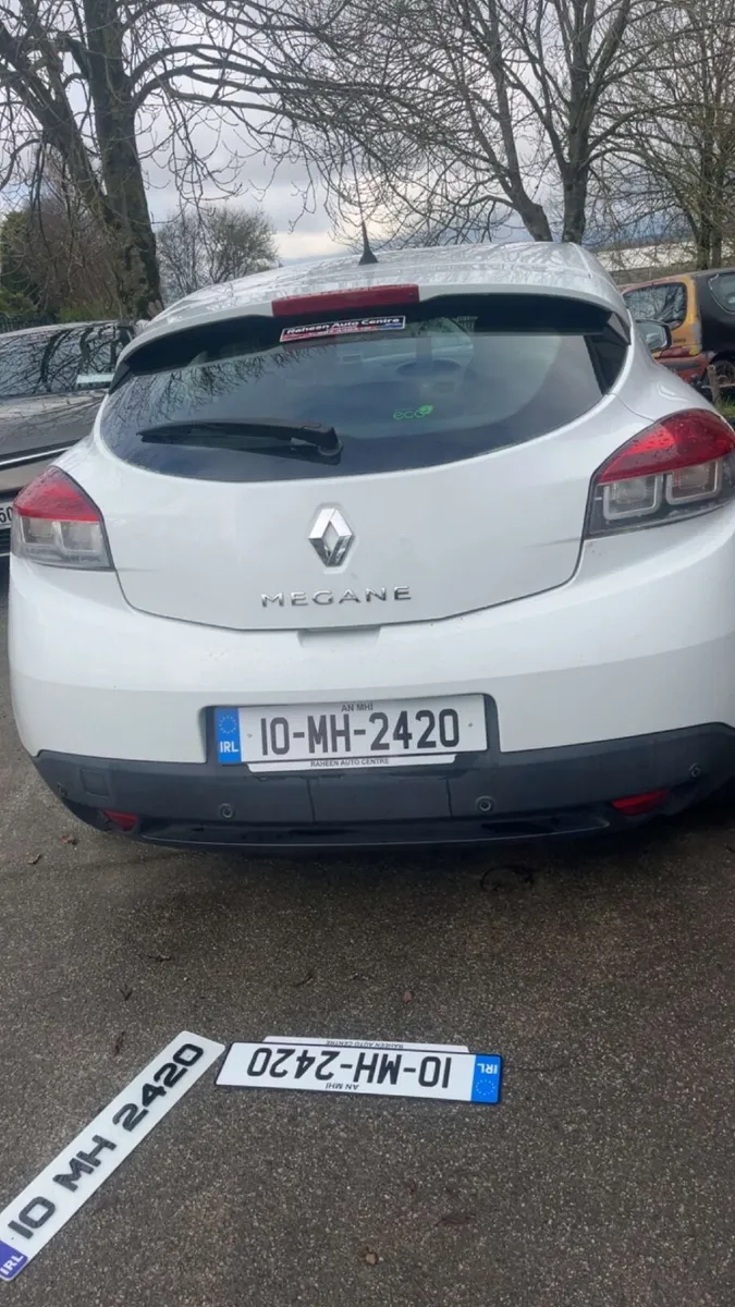 Renault Megane 2010 - Image 2