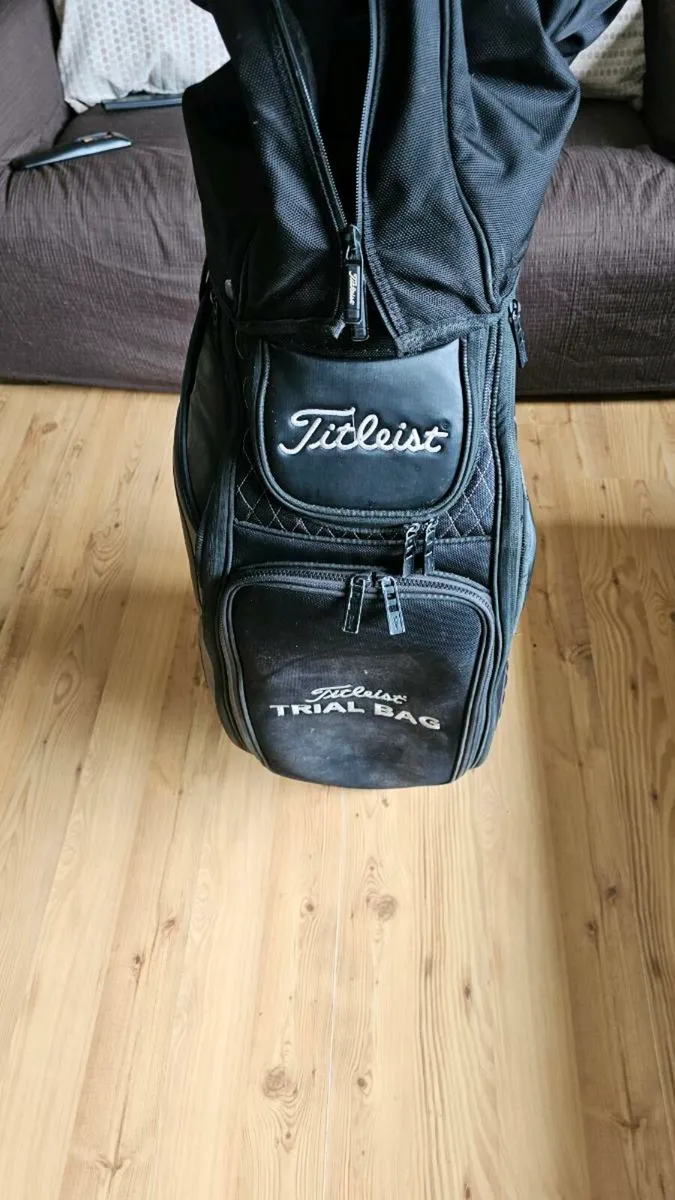 Titleist tour midsize bag - Image 2