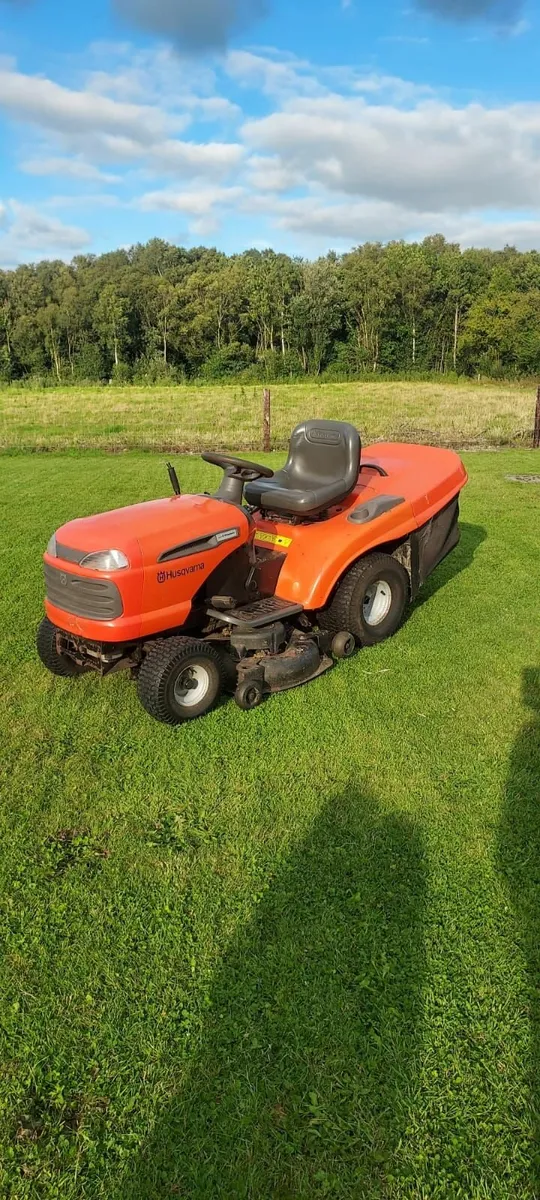 Ride on Lawnmower - Image 1