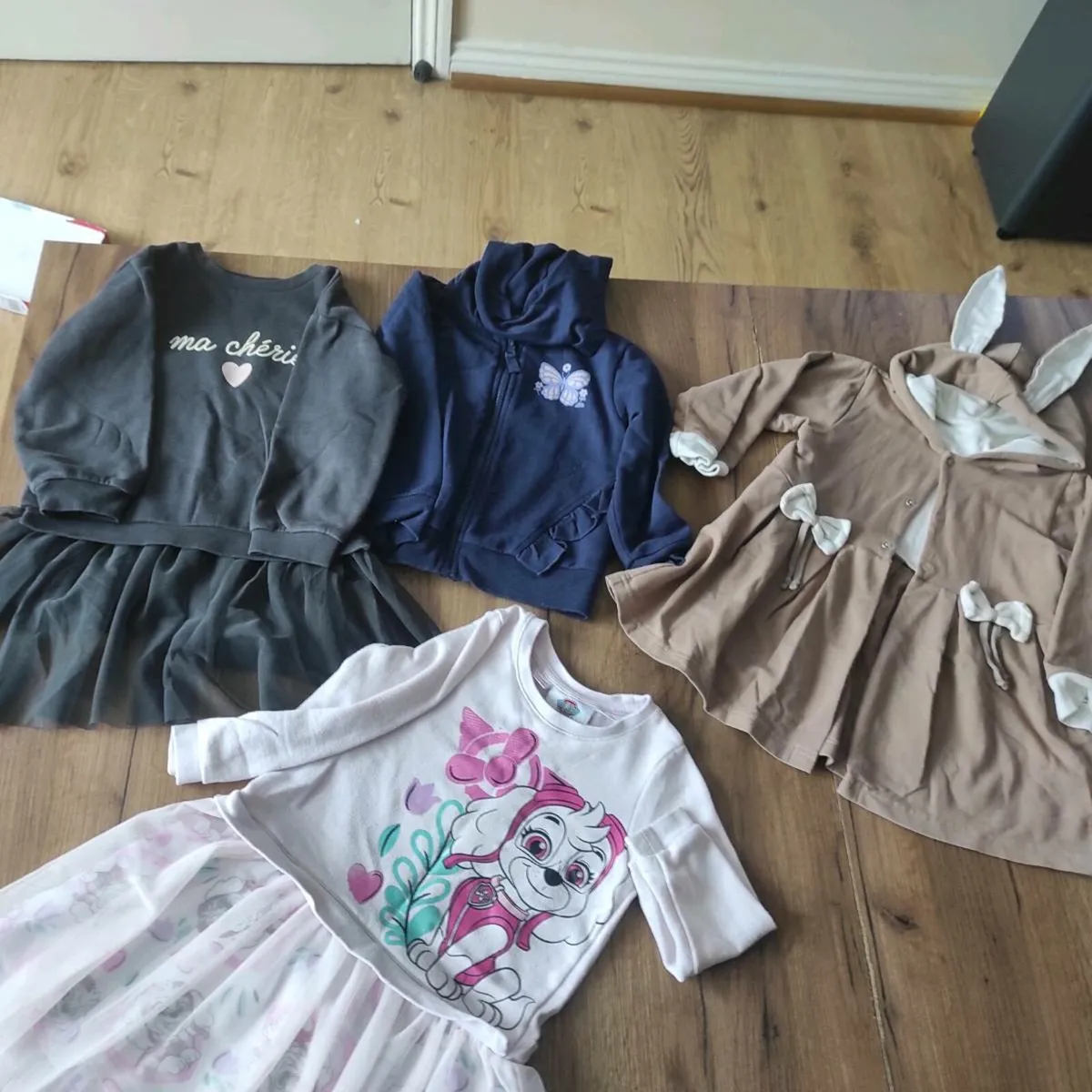 Girls clothes 3-4 years - Image 4
