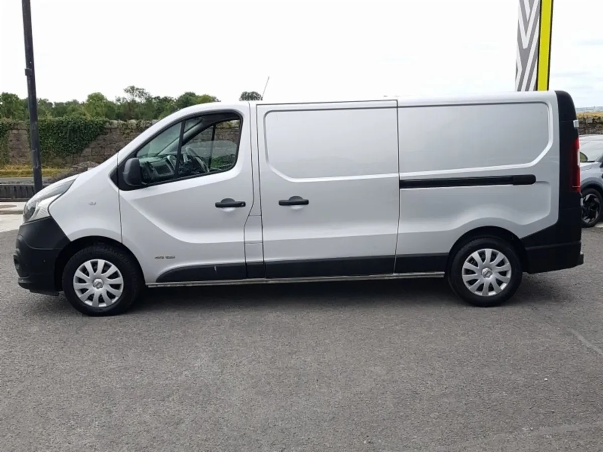 Nissan NV300 125 BHP - Image 4