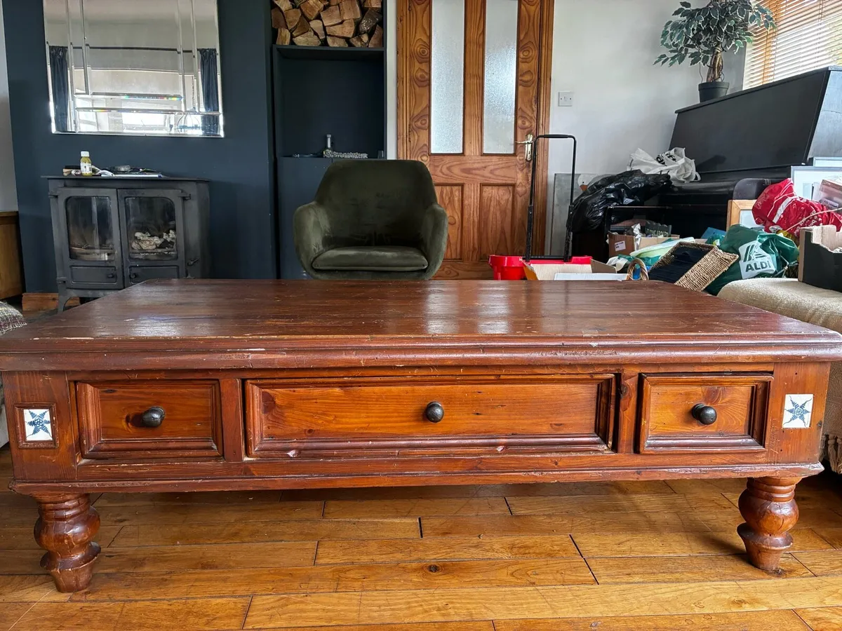 Wooden coffee table - Image 4