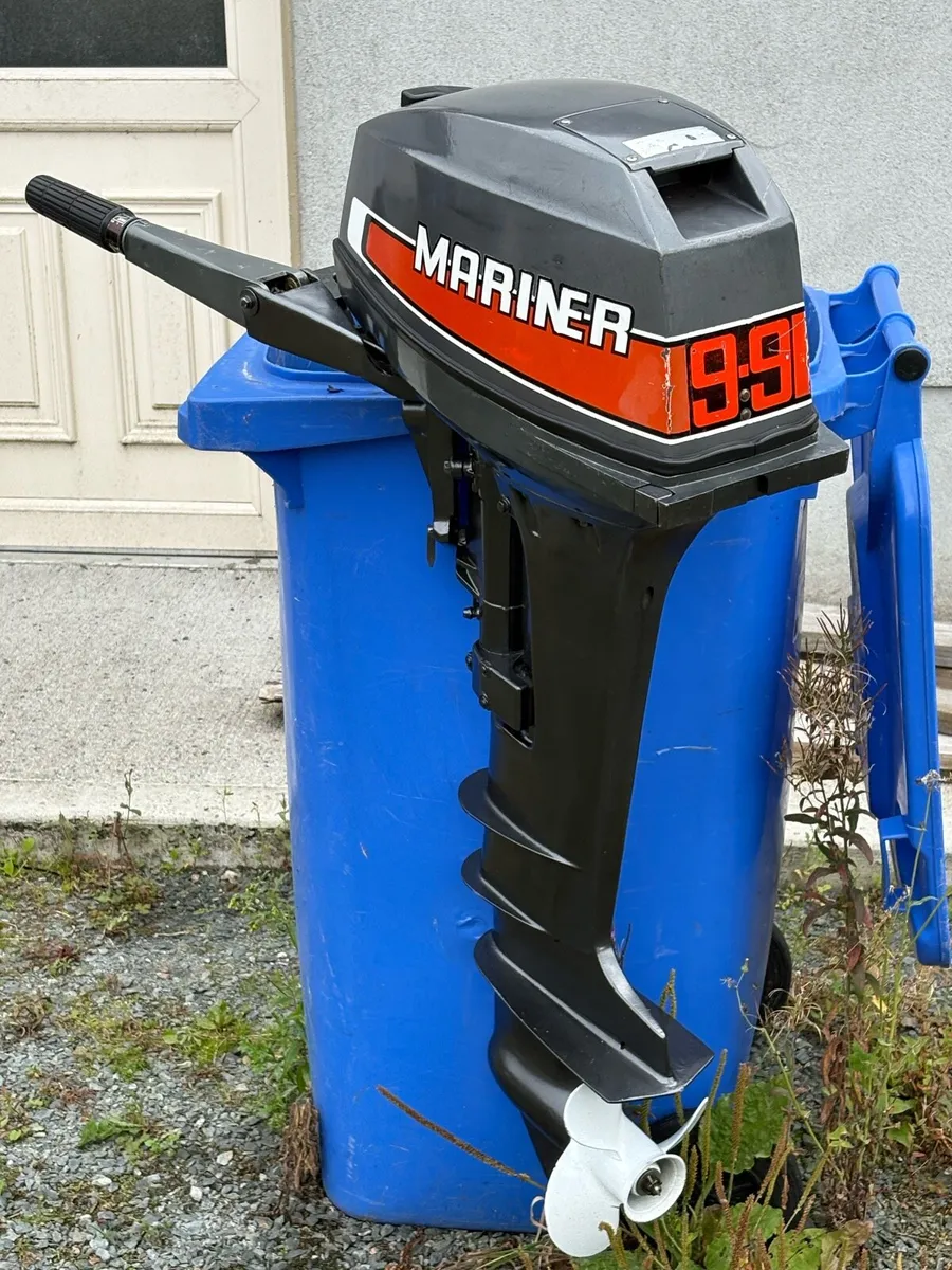 Mariner 9.9hp outboard - Image 1