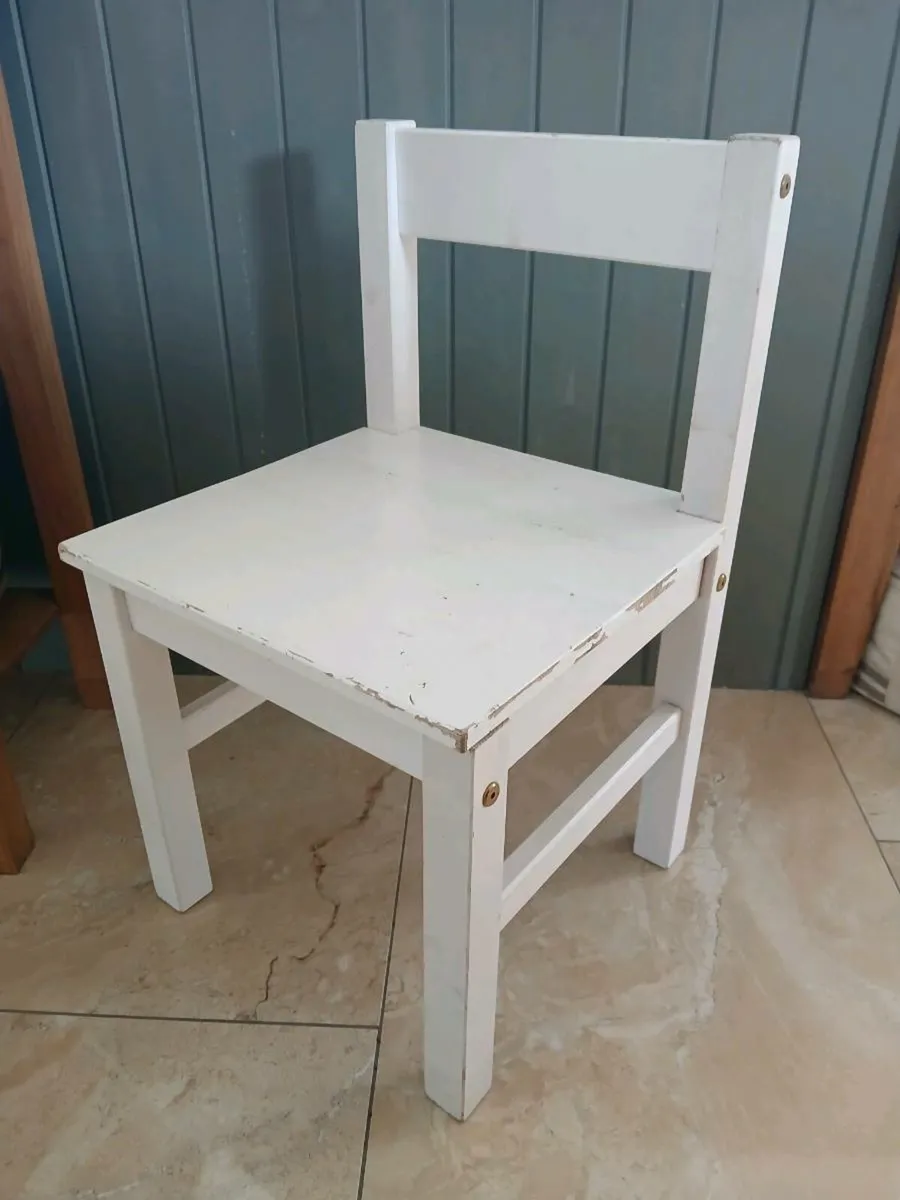 Pair of Children's wooden chairs - Image 3