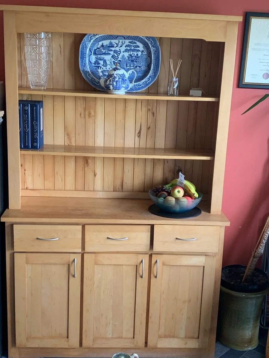 Dresser - Image 1