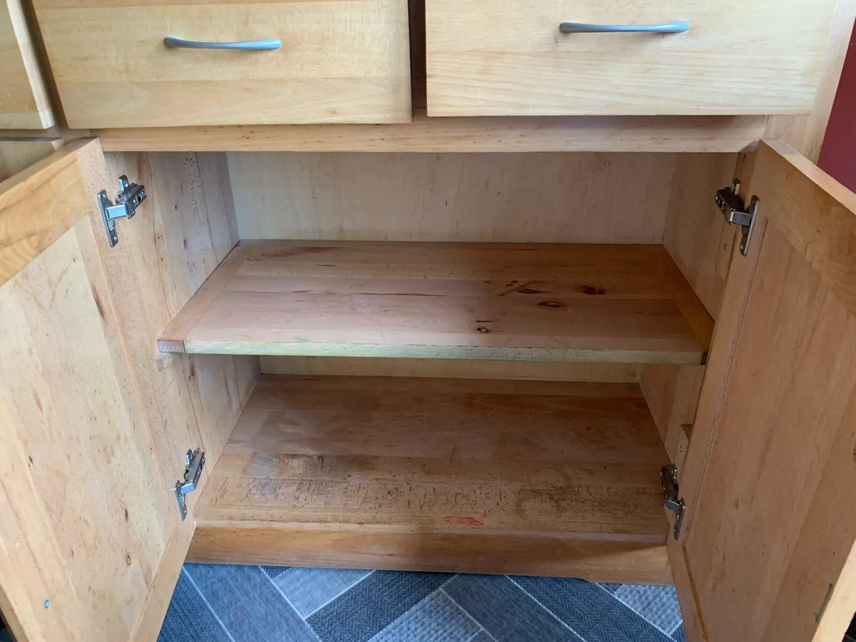 Dresser - Image 2