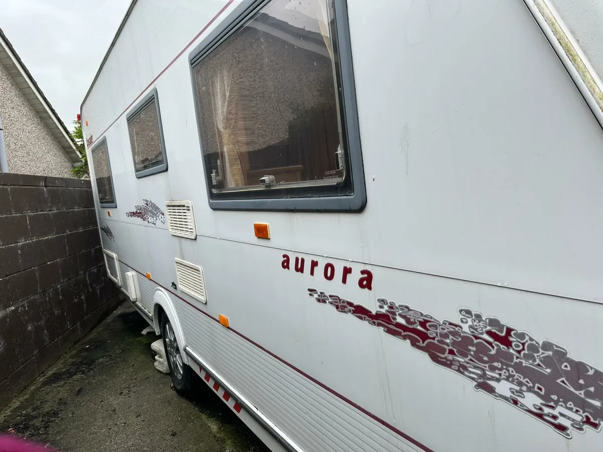 Caravan - Image 2